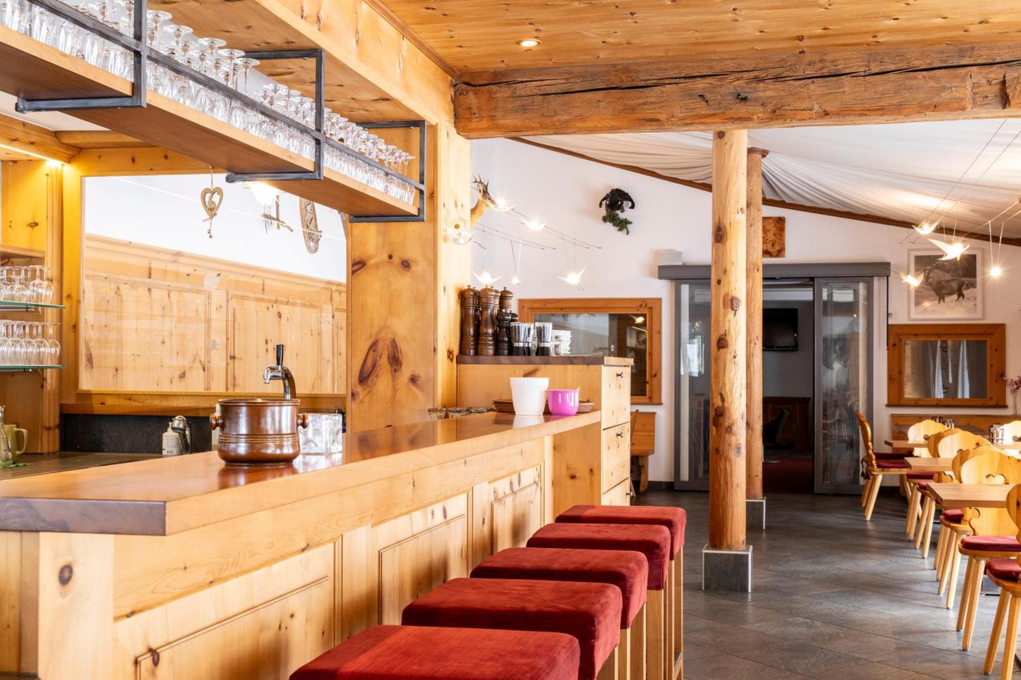 Hotel Chesa Grischa Sils Baselgia Exteriör bild