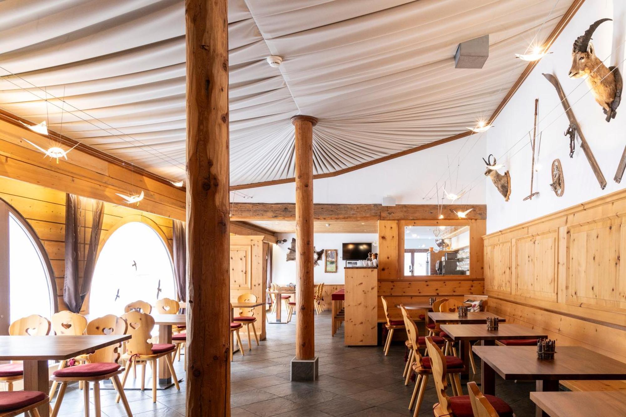 Hotel Chesa Grischa Sils Baselgia Exteriör bild