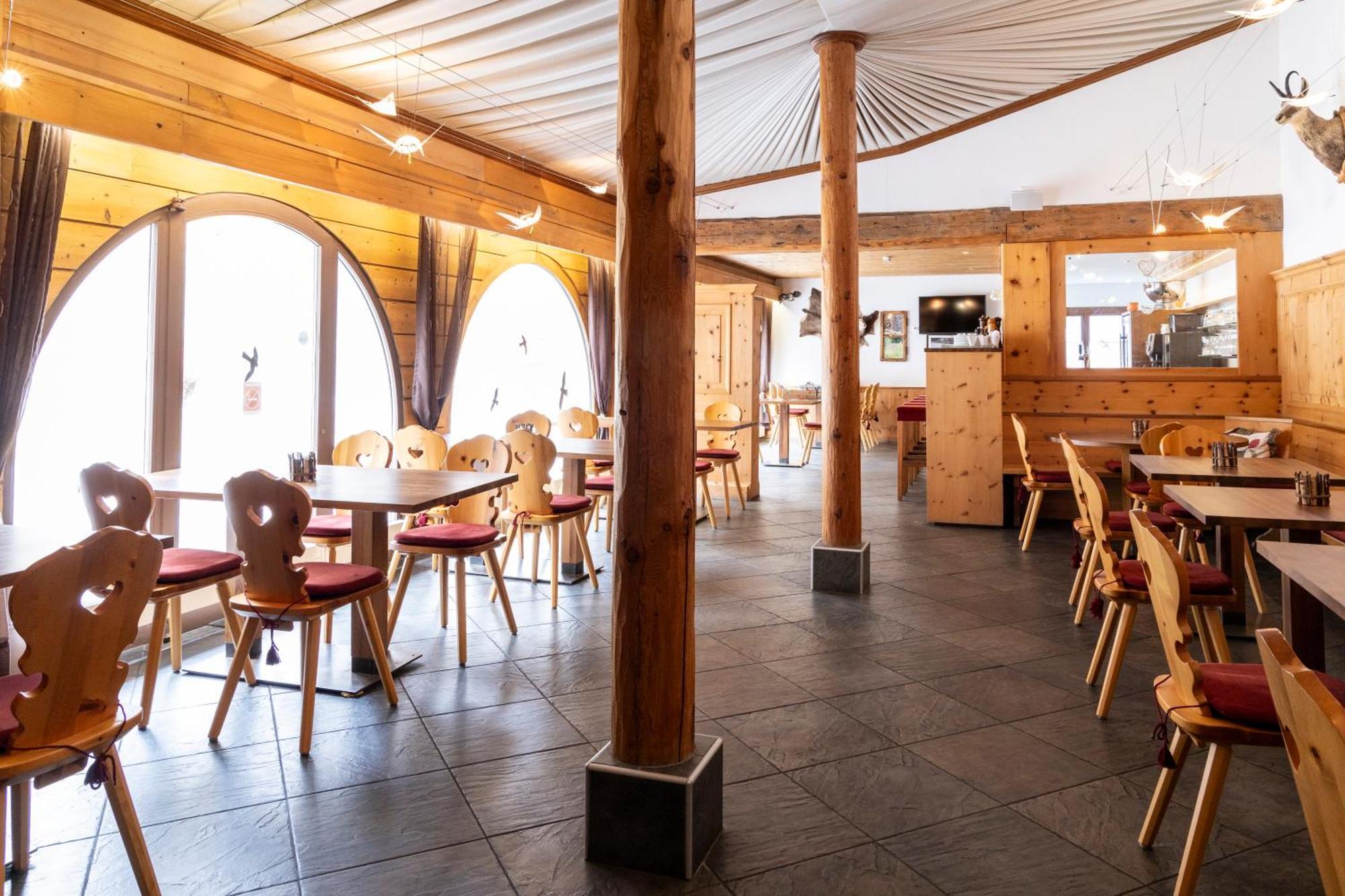 Hotel Chesa Grischa Sils Baselgia Exteriör bild